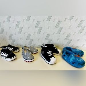 Lot of toddler shoes sneakers size 5